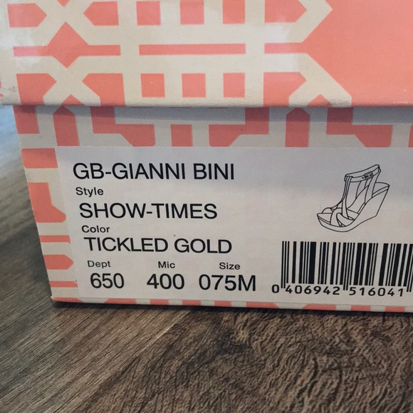 Gianni Bini Wedges - Picture 5 of 5